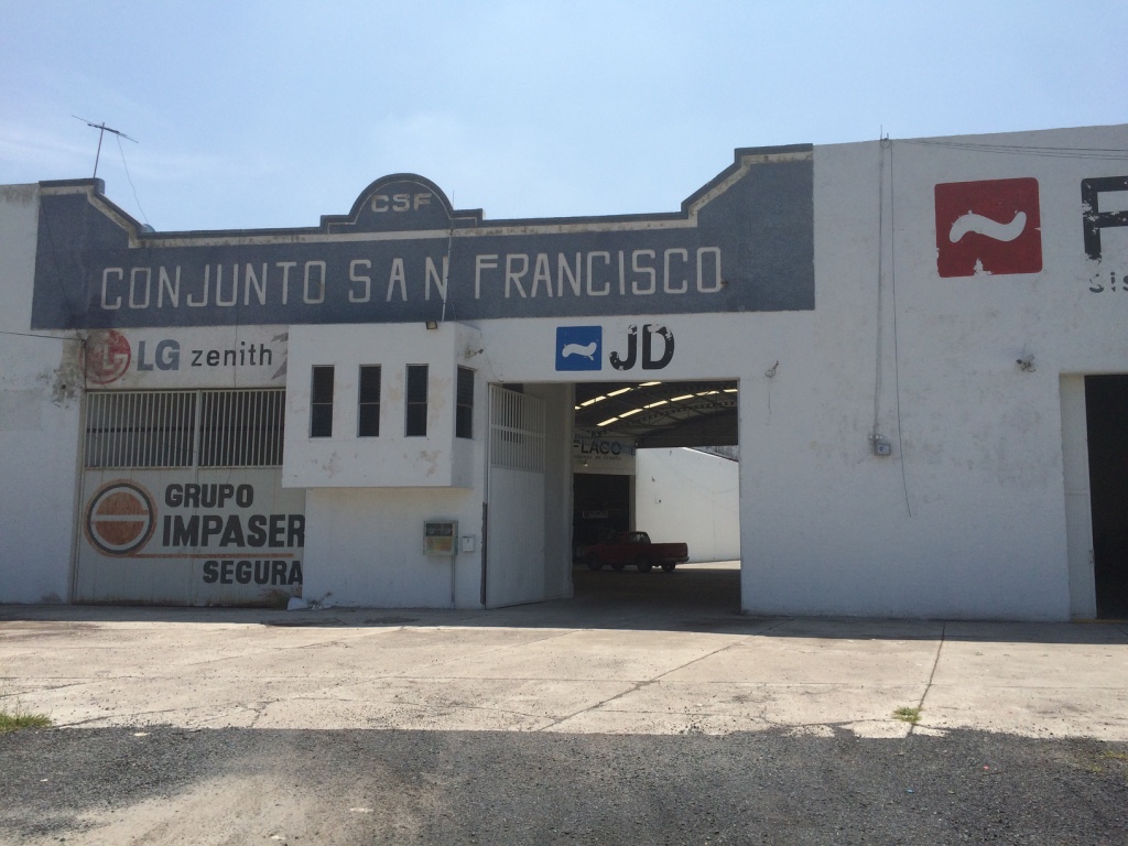BODEGAS MUY CERCA DE LA PLANTA HONDA