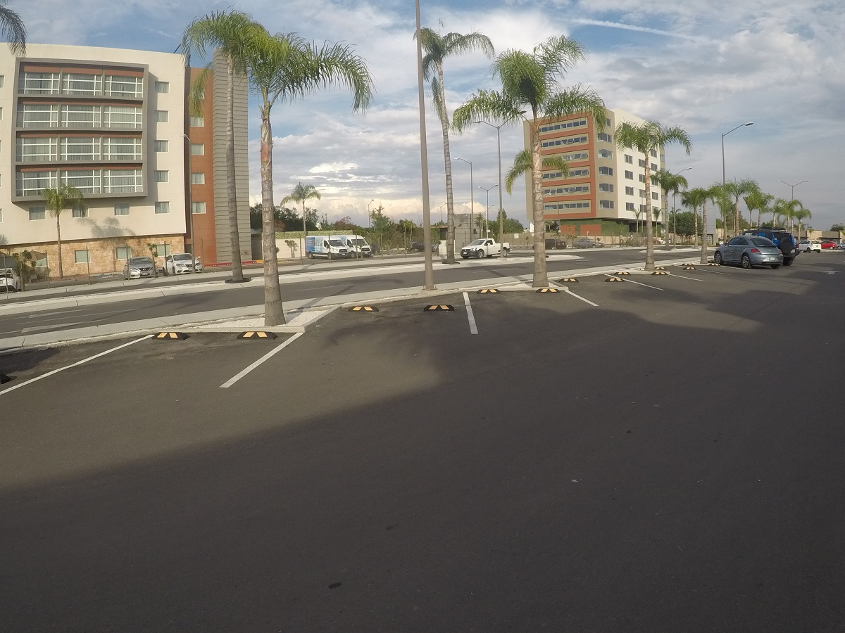 RENTA LOCAL COMERCIAL CELAYA EXCELENTE ZONA