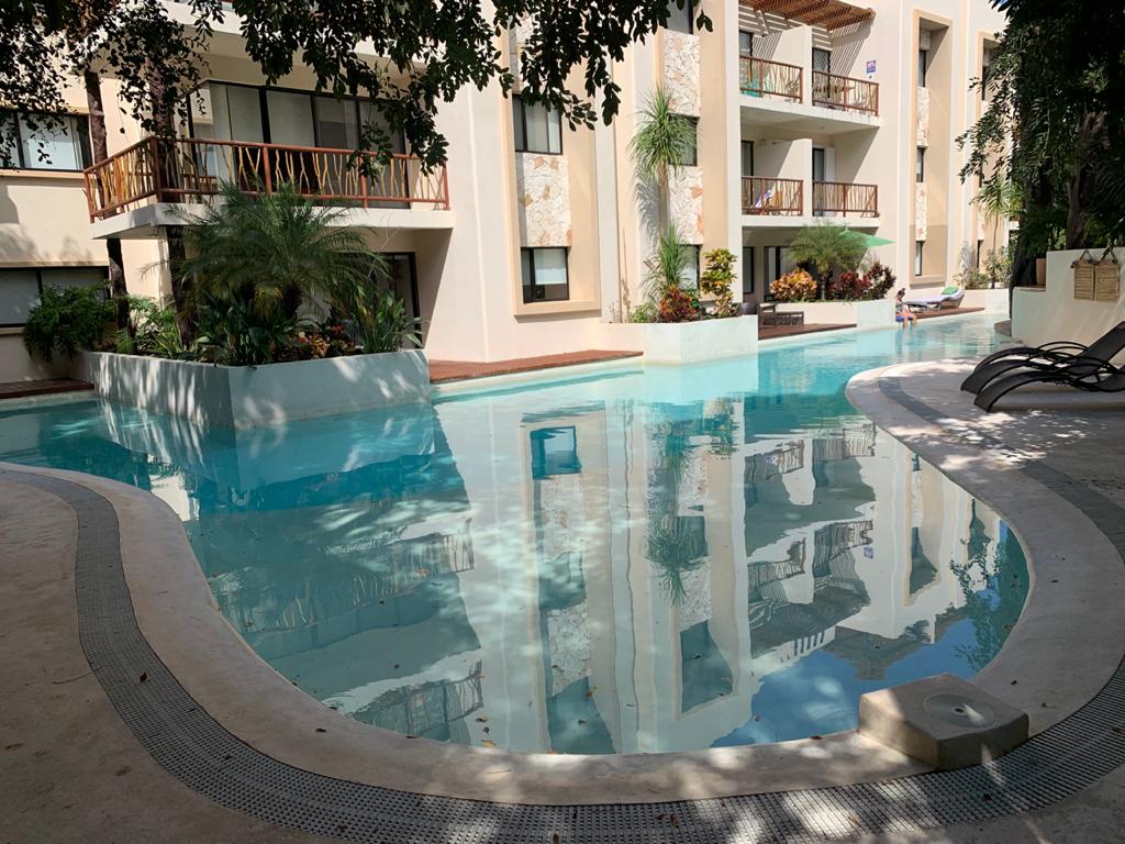 Condo de 2 Recamaras en Planta Baja en Aldea Zama - (34)