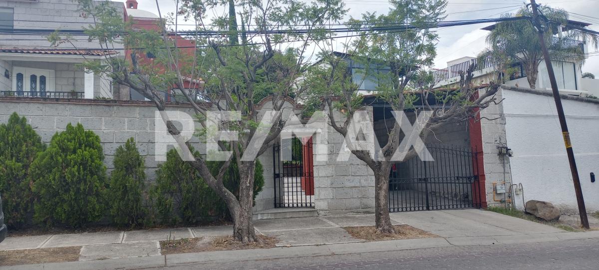 CASA EN VENTA EN VILLAS DEL MESÓN - (34)