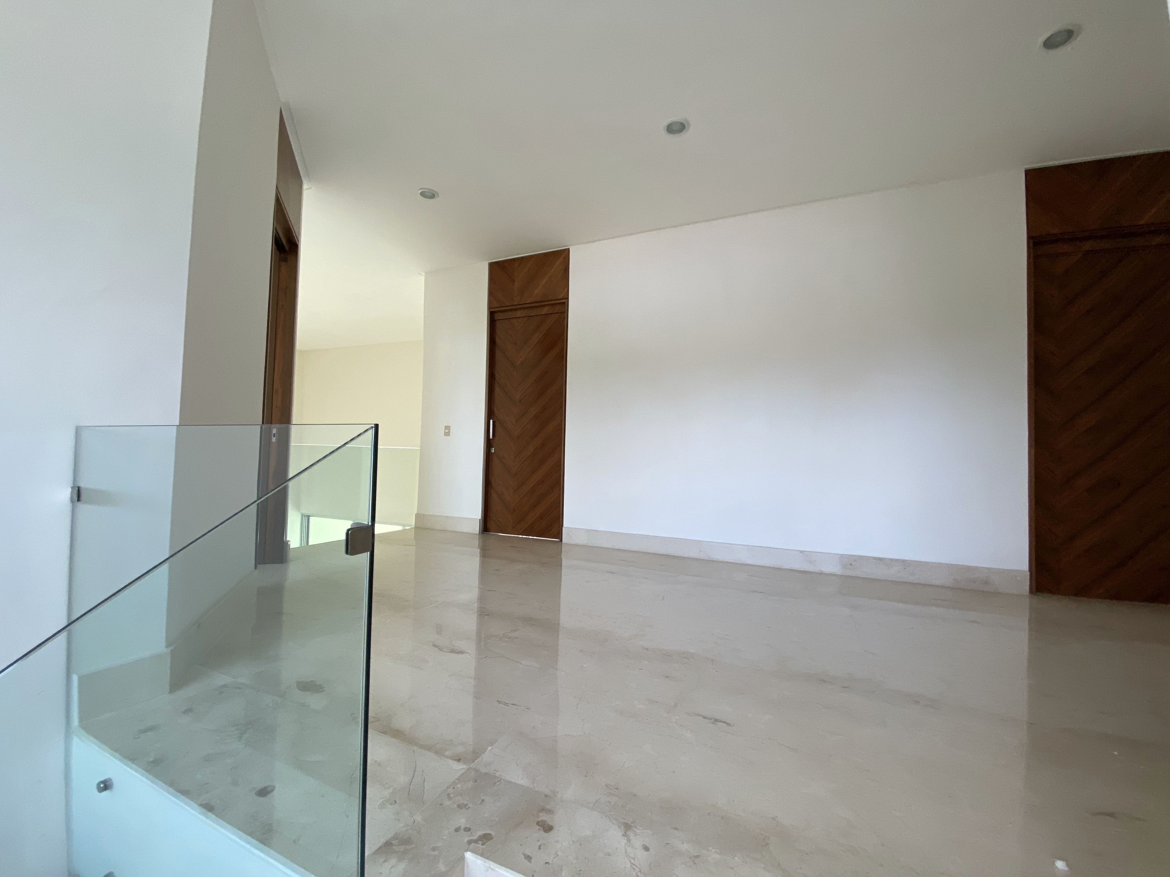 Residencia en venta Bosque de los Lagos   en VALLARTA UNIVERSIDAD, Zapopan - foto 24 de 44