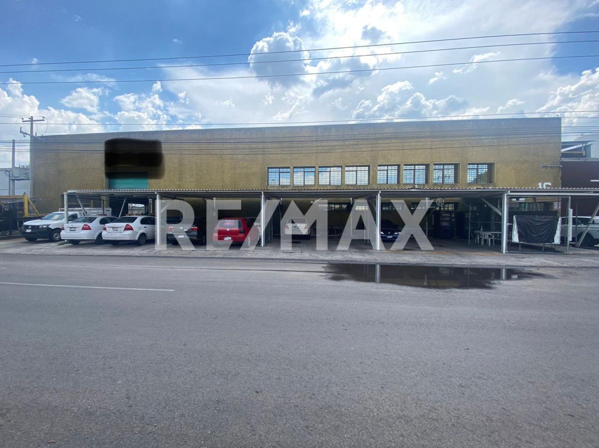 BODEGA EN VENTA EN ZONA INDUSTRIAL BENITO JUÁREZ - (34)
