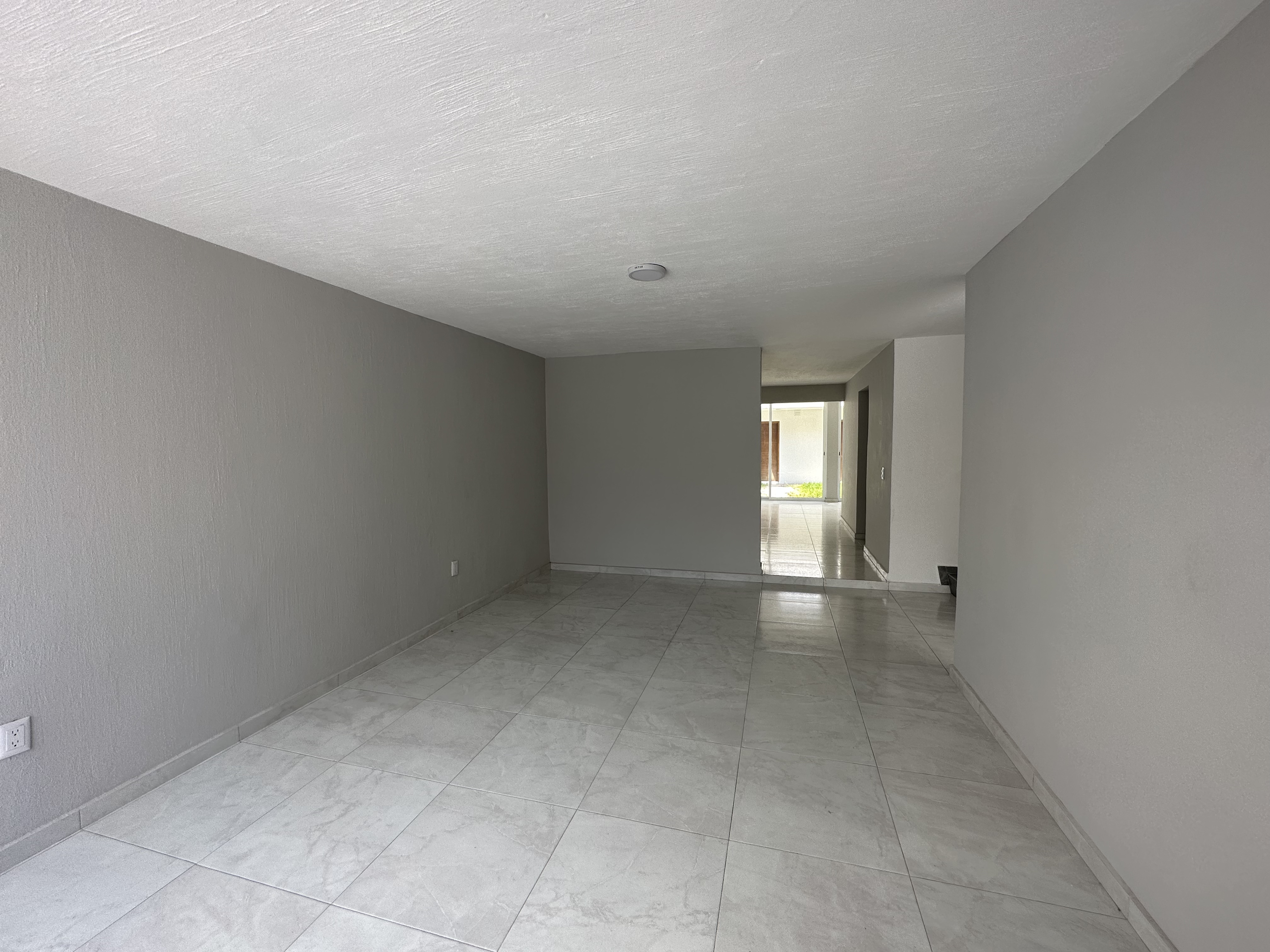 Casa Remodelada en Ladrón de Guevara en Ladrón de Guevara, Guadalajara - foto 4 de 35