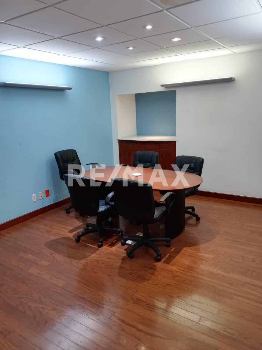 OFFICES FOR SALE IN BOSQUE DE LAS LOMAS.