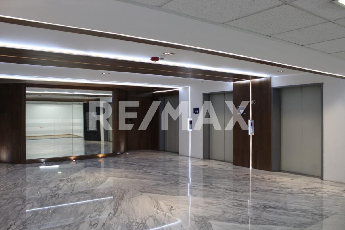 OFFICE SPACE FOR RENT IN BOSQUES DE DURAZNOS, CDMX