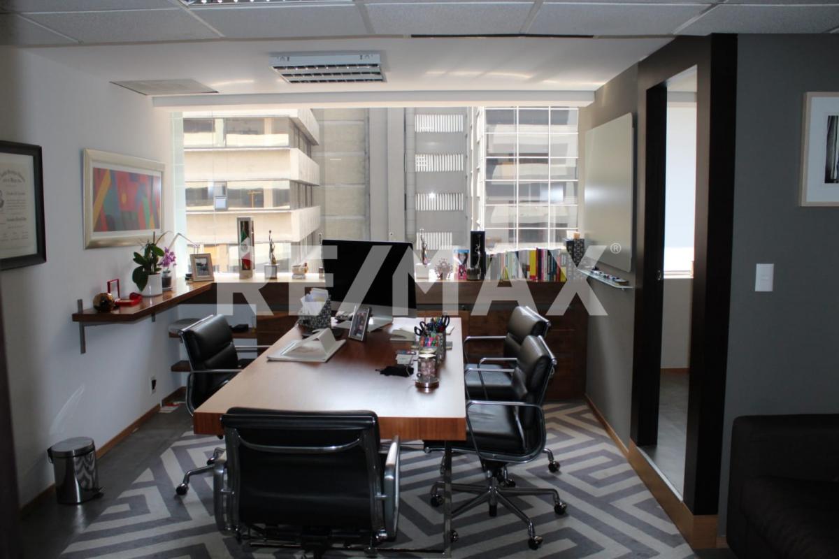 RENTAL OF OFFICE SPACE IN BOSQUES DE DURAZNOS CDMX (4E).