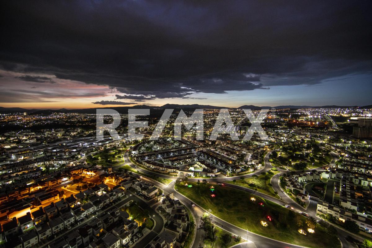 DEPARTAMENTO EN VENTA EN JURIQUILLA TOWERS - (34)