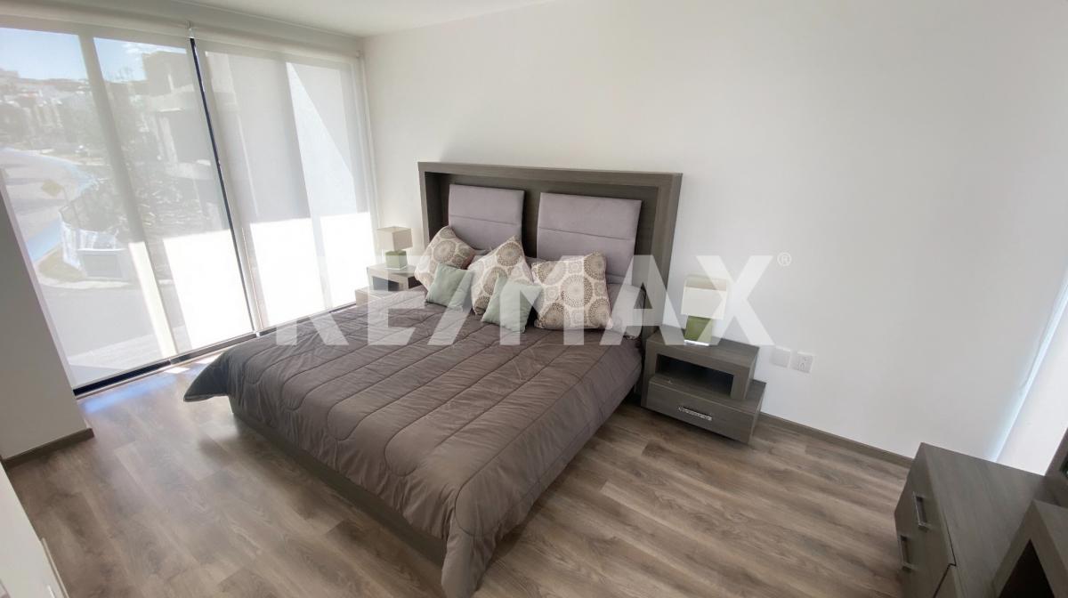 CASA EN VENTA EN BIO GRAND JURIQUILLA - (34)