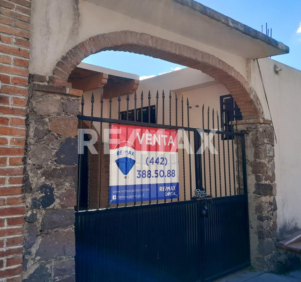 CASA EN VENTA EN SANTA ROSA JAUREGUI - (34)