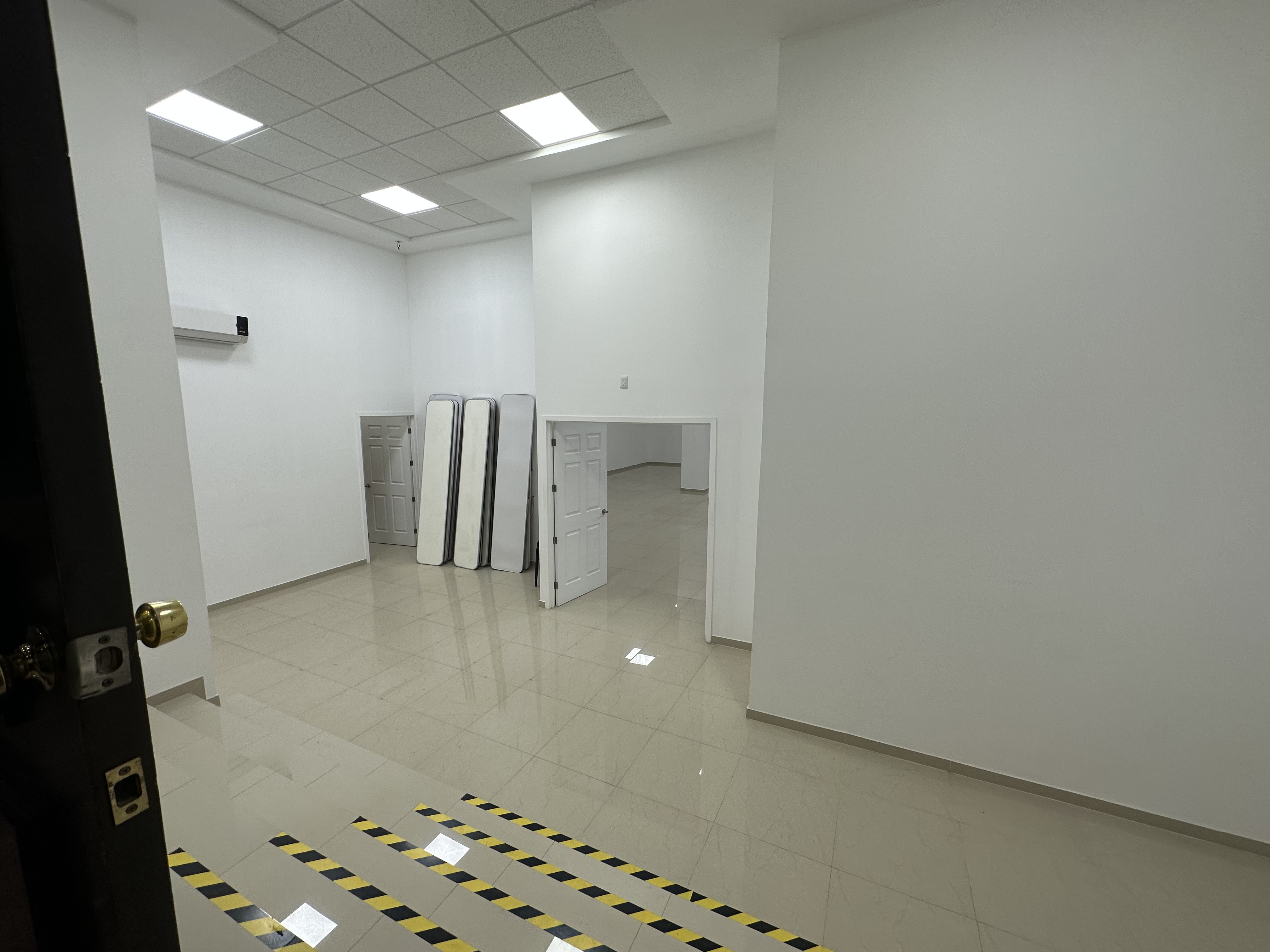 OFICINA O LOCAL EN RENTA CIUDAD DEL SOL