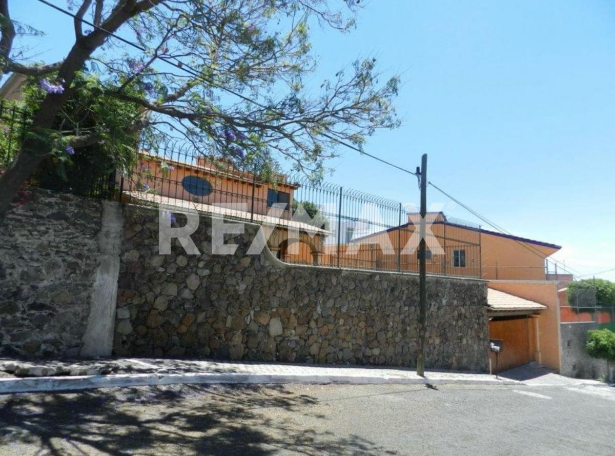 CASA EN VENTA EN LOMA DORADA - (34)