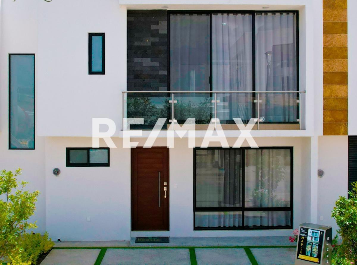 CASA EN VENTA EN CONDOMINIO SAN ISIDRO JURIQUILLA - (34)