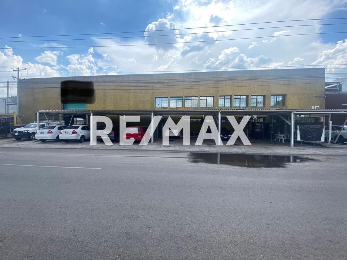 BODEGA EN VENTA EN ZONA INDUSTRIAL BENITO JUÁREZ - (34)