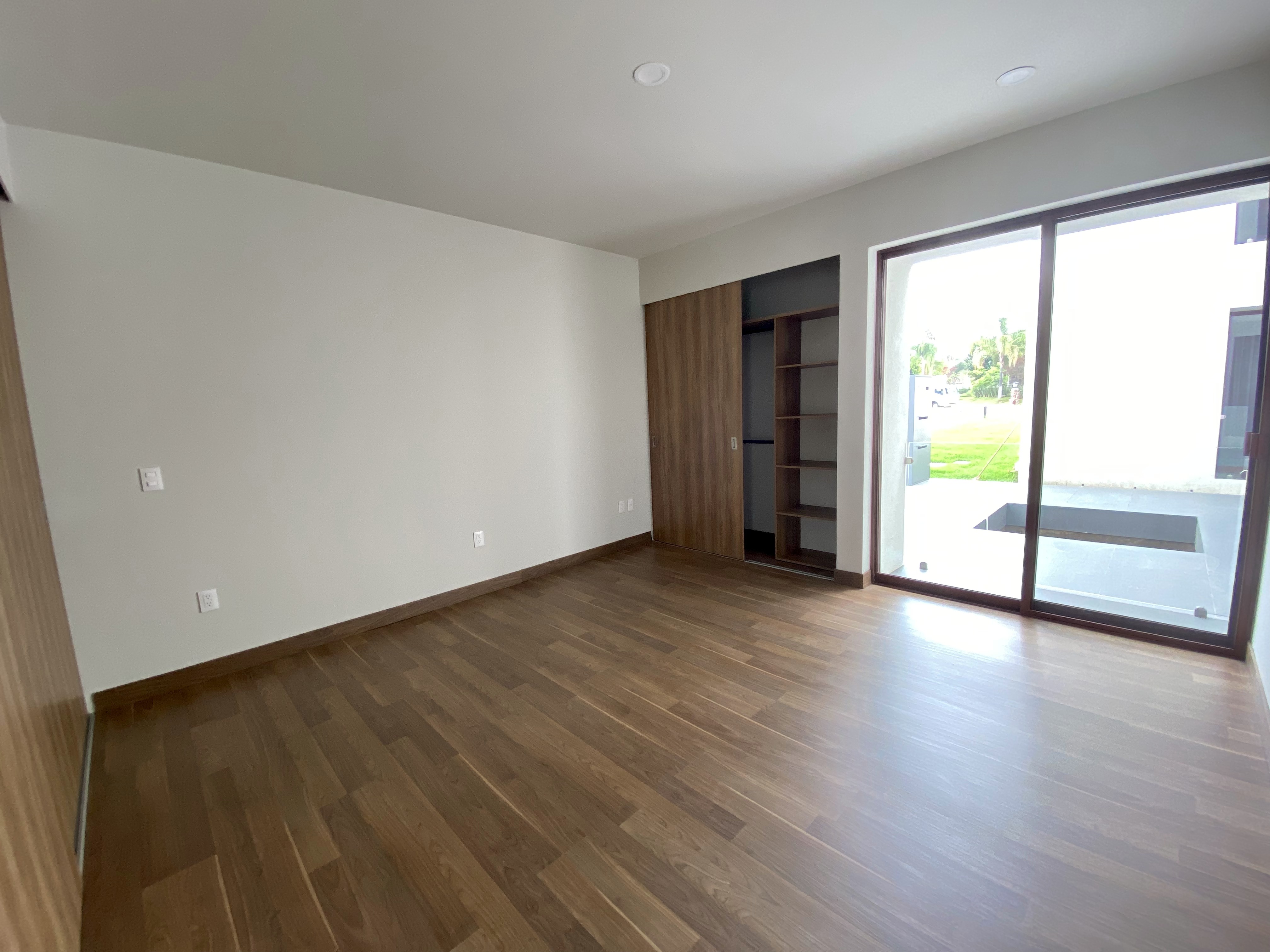 DEPARTAMENTO RESERVA LIVING EN PLANTA BAJA PREVENTA TLAJOMULCO  en SAN AGUSTIN, Tlajomulco de Zúñiga - foto 5 de 22