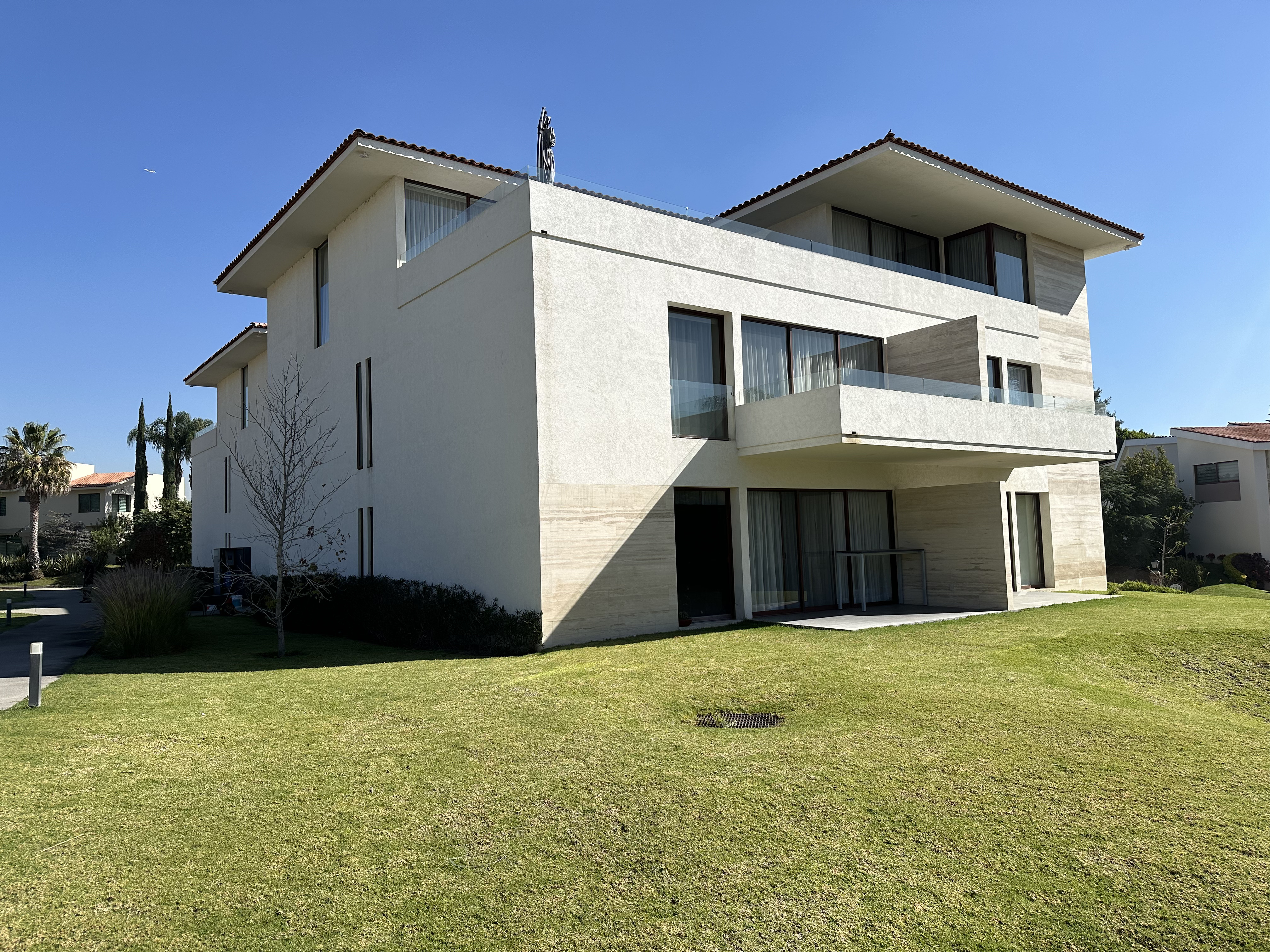 DEPARTAMENTO EN RESERVA LIVING VENTA PRIMER NIVEL EN TLAJOMULCO  en SAN AGUSTIN, Tlajomulco de Zúñiga - foto 30 de 31