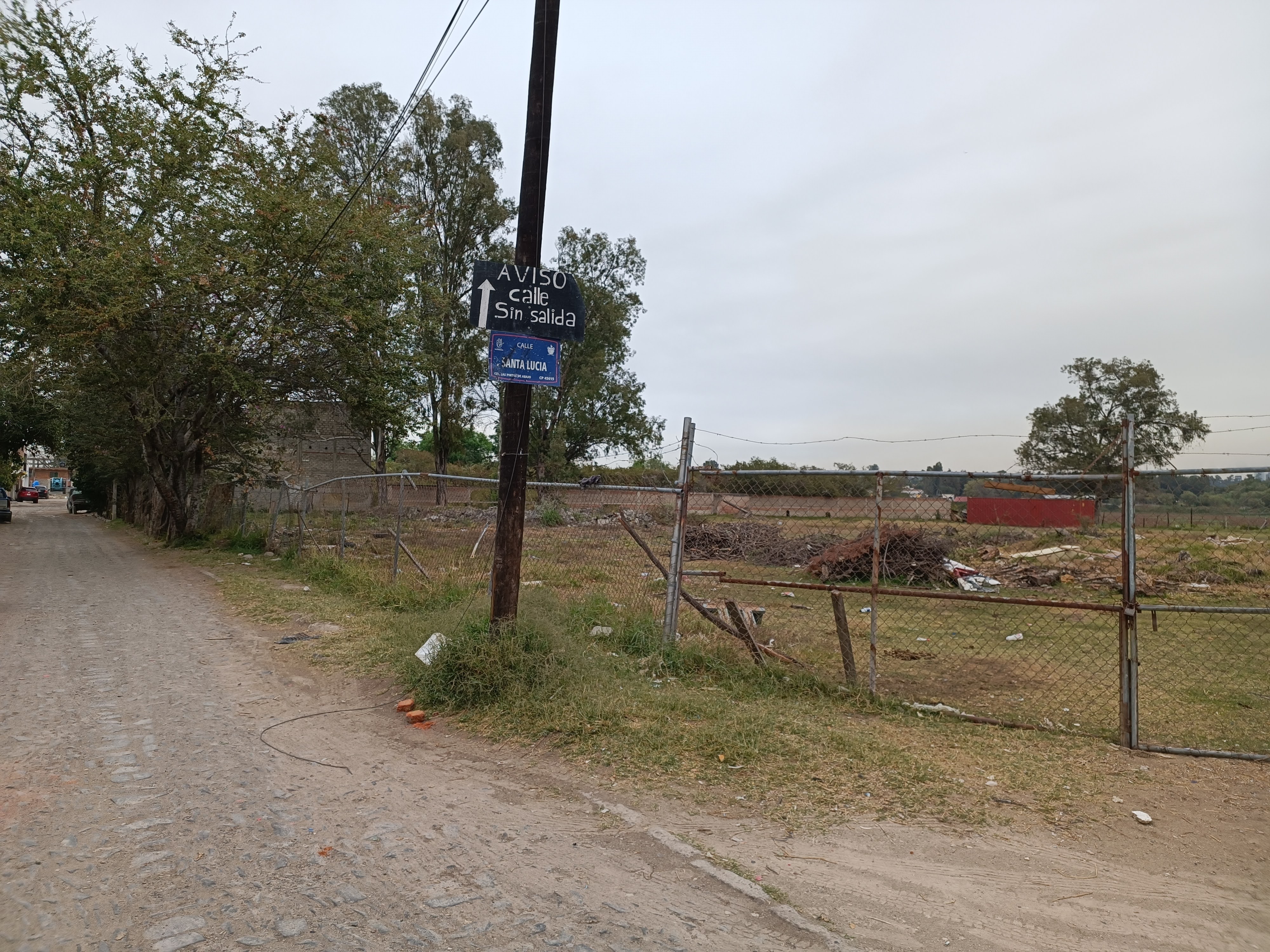 Terreno en venta a 500m de Anillo Períferico Sur en LA LADRILLERA, San Pedro Tlaquepaque - foto 4 de 14