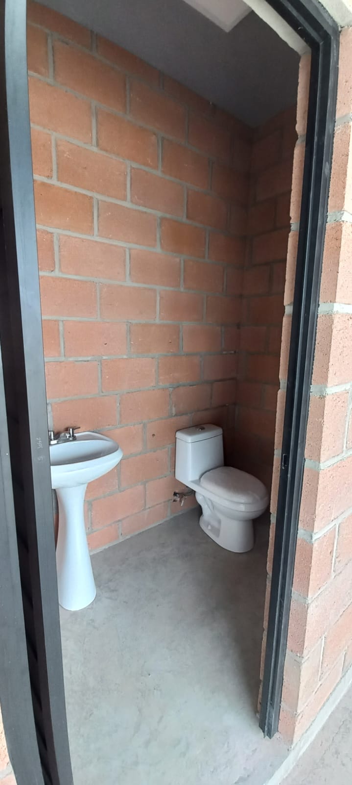 Bodega Industrial en Renta en Colotlán  en Fraccionamiento Parques de Tesistán, Zapopan - foto 21 de 26