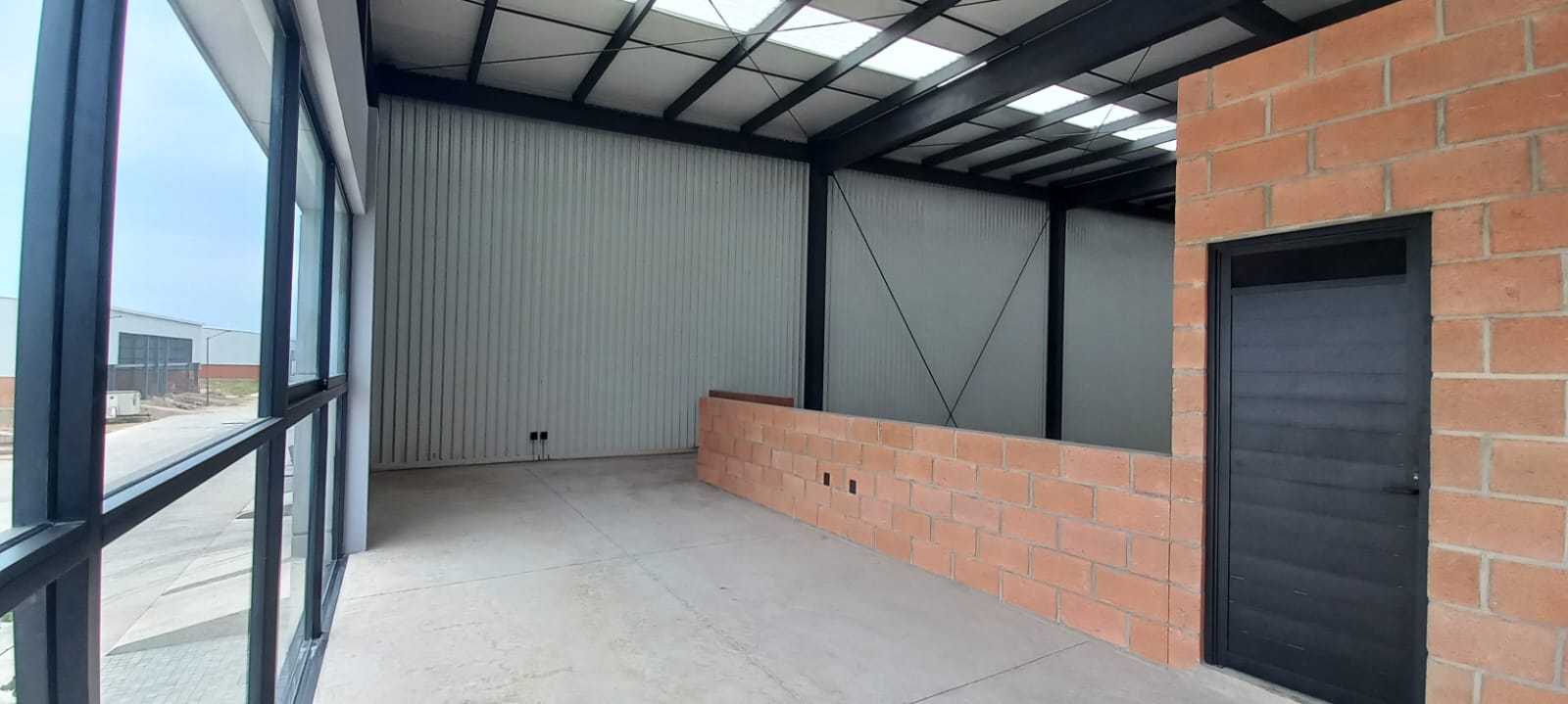 Bodega Industrial en Renta en Colotlán  en Fraccionamiento Parques de Tesistán, Zapopan - foto 18 de 26