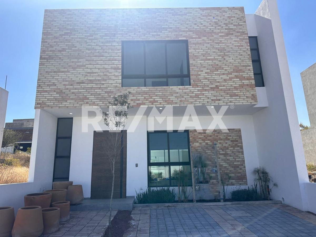 CASA EN VENTA EN ZIBATÁ - (34)