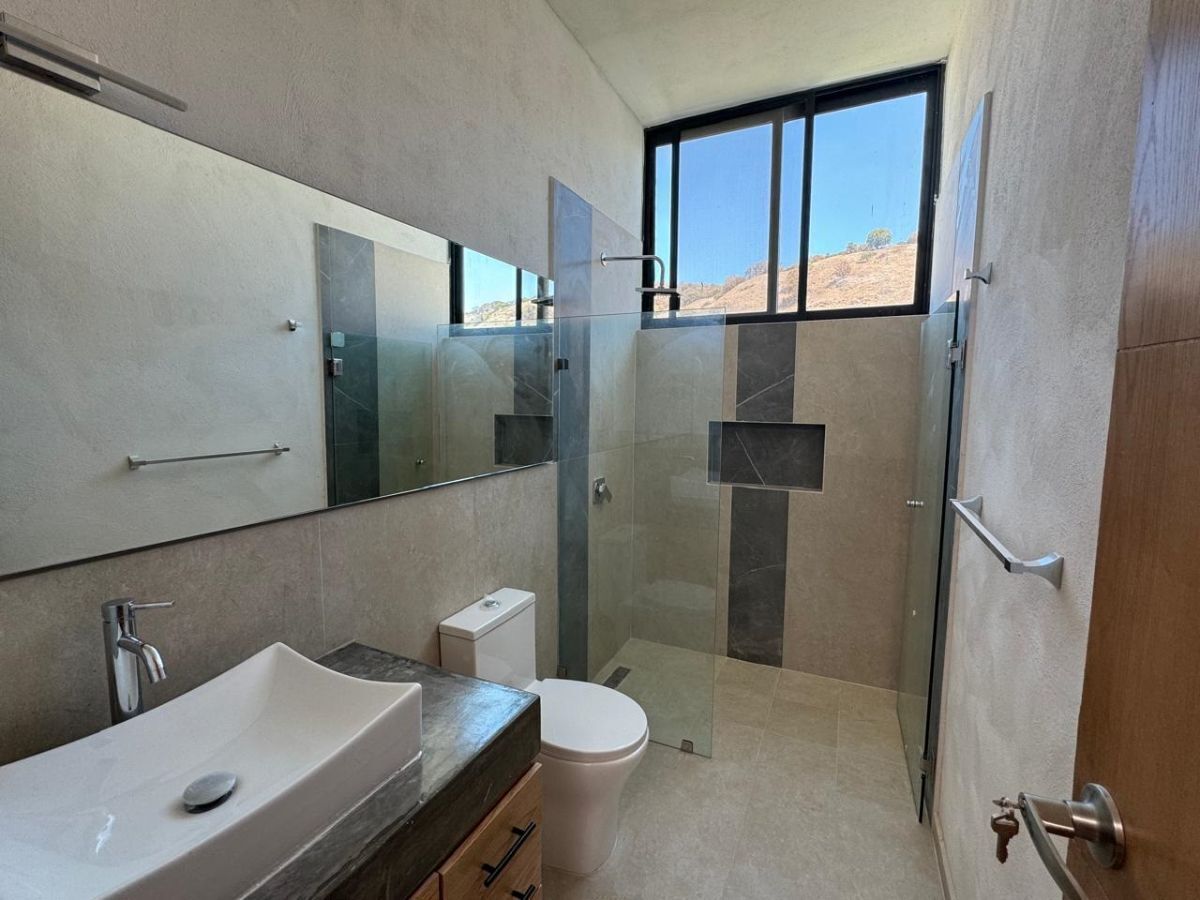 Casa en condominio en Venta Bosques de Santa Anita en BOSQUES DE SANTA ANITA, Tlajomulco de Zúñiga - foto 36 de 43