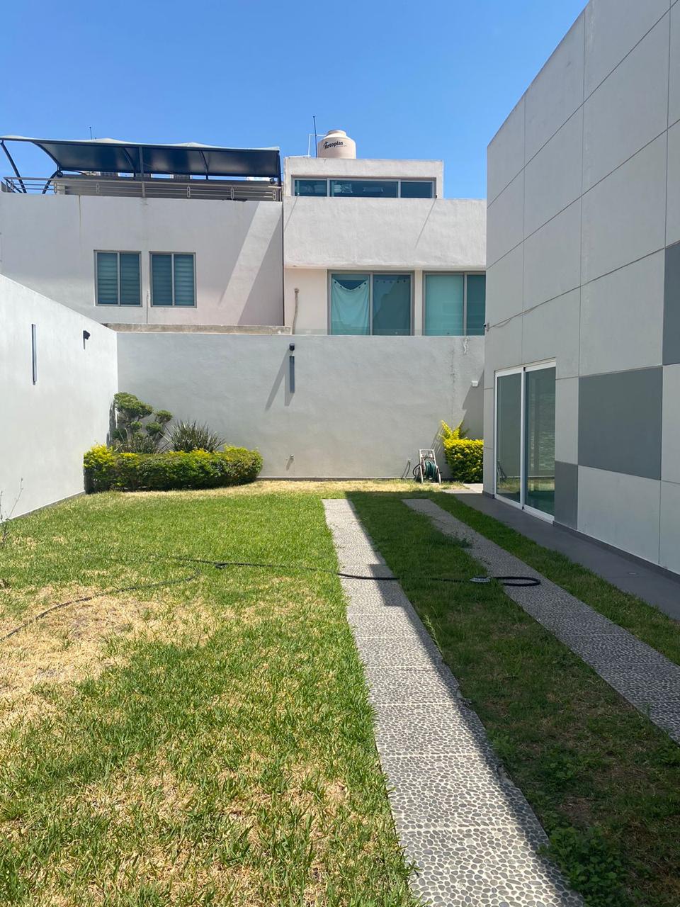 Casa con amplio jardín en La Cima  en LA CIMA, Zapopan - foto 26 de 44