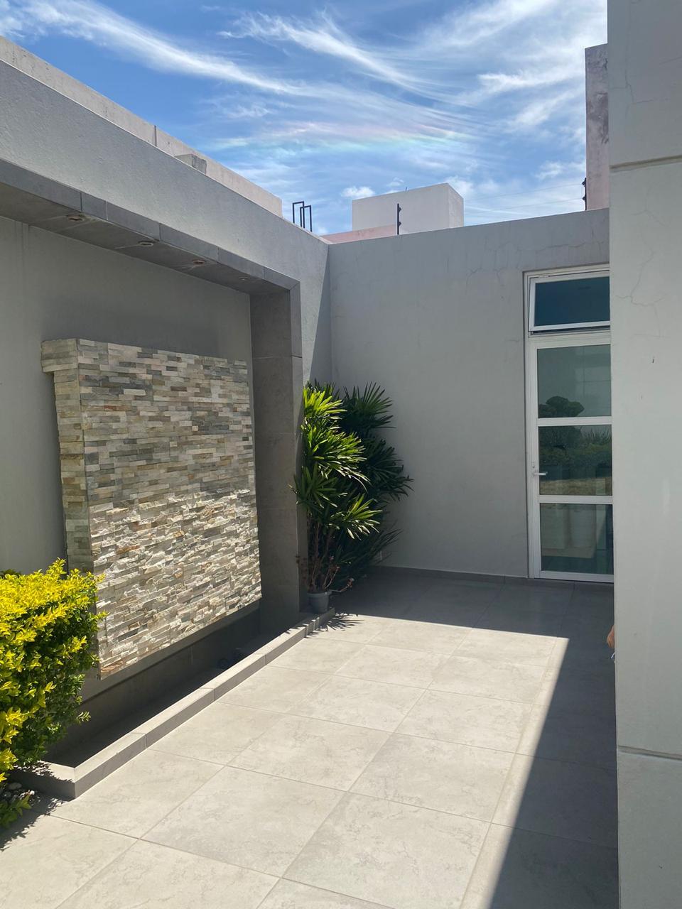 Casa con amplio jardín en La Cima  en LA CIMA, Zapopan - foto 24 de 44
