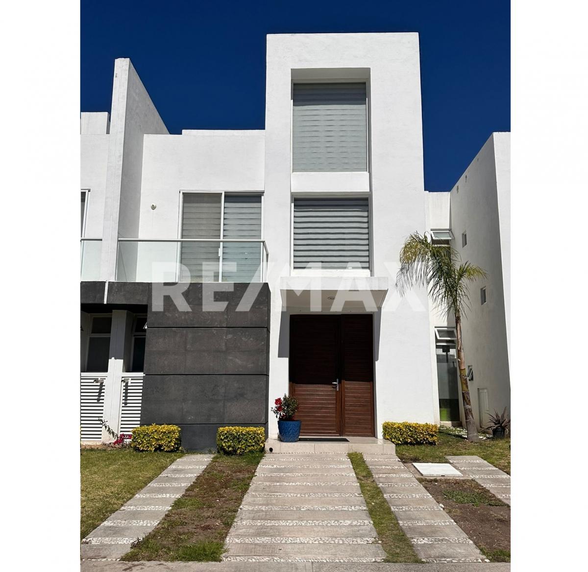 CASA EN VENTA EN EL REFUGIO - (34)