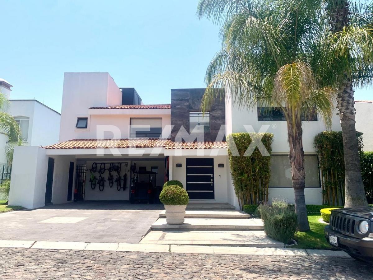 CASA EN VENTA EN CAMPANARIO - (34)