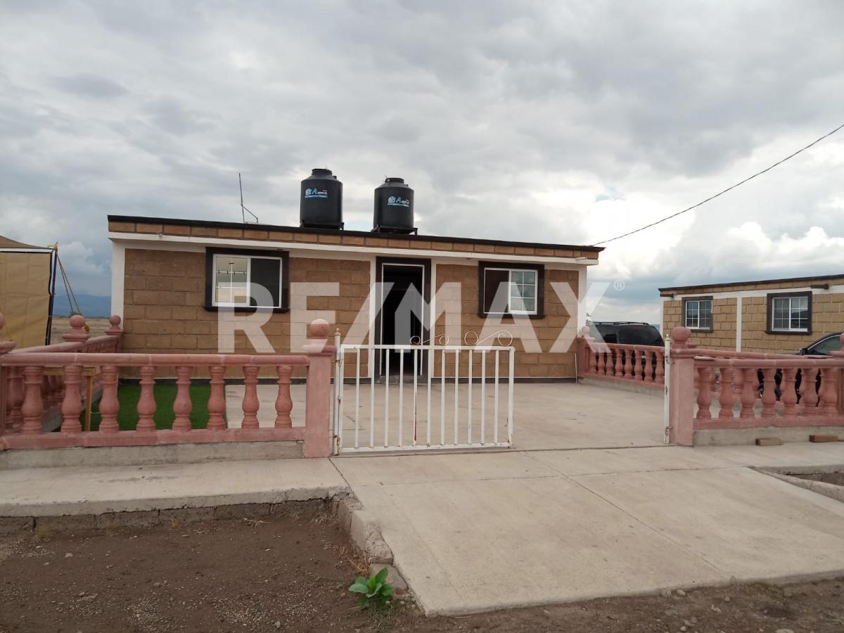 CASA EN VENTA EN APASEO EL ALTO - (34)