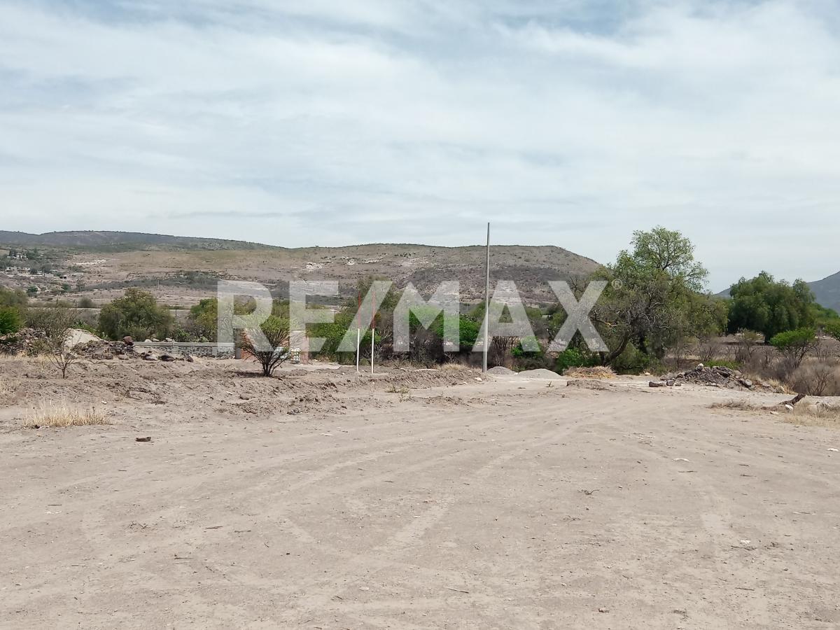 TERRENO EN VENTA EN EL JOFRITO - (34)