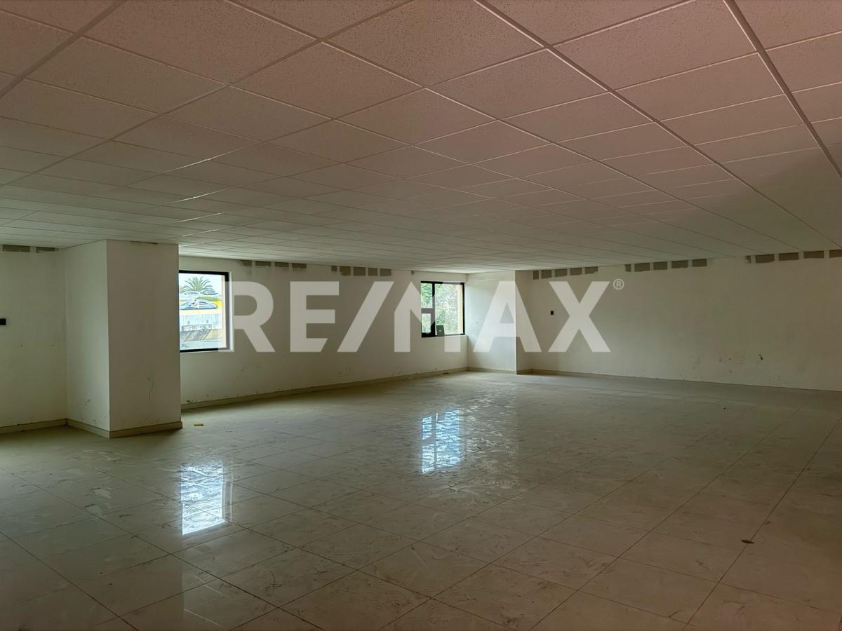 CONSULTORIO EN RENTA DE 262.7 M2, EN SIMNSA, EN ZONA URBANA RIO TIJUANA, B.C.