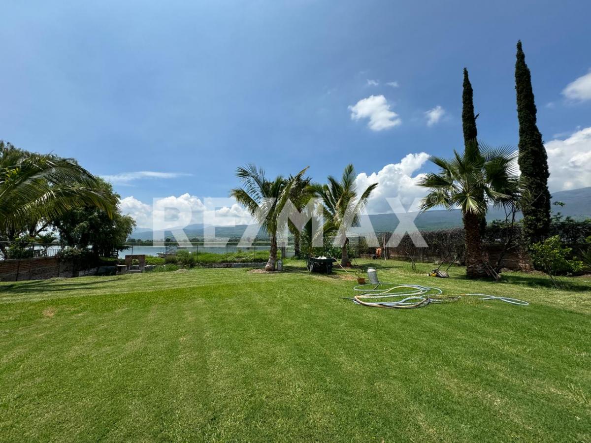 Casa en Venta en Cuexcomatitlán
