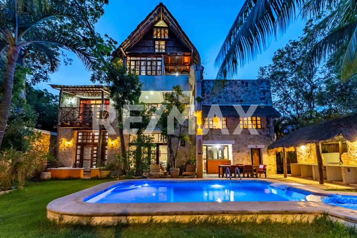 Home for sale in Playa del Carmen