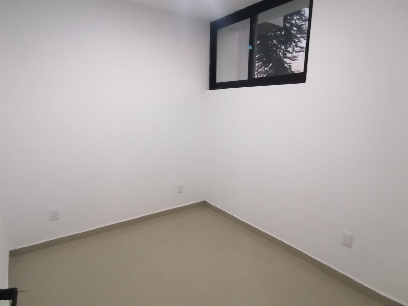 CASA EN VENTA EN ARGENTA MIRADOR RESIDENCIAL en Los Almendros, Zapopan - foto 3 de 16