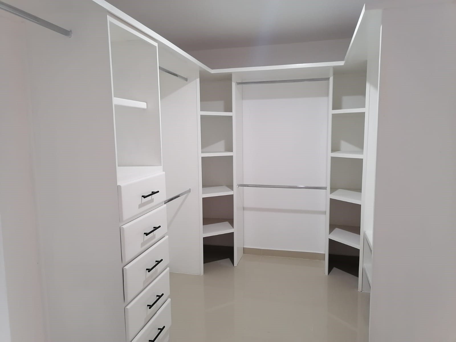 CASA EN VENTA EN ARGENTA MIRADOR RESIDENCIAL en Los Almendros, Zapopan - foto 11 de 16