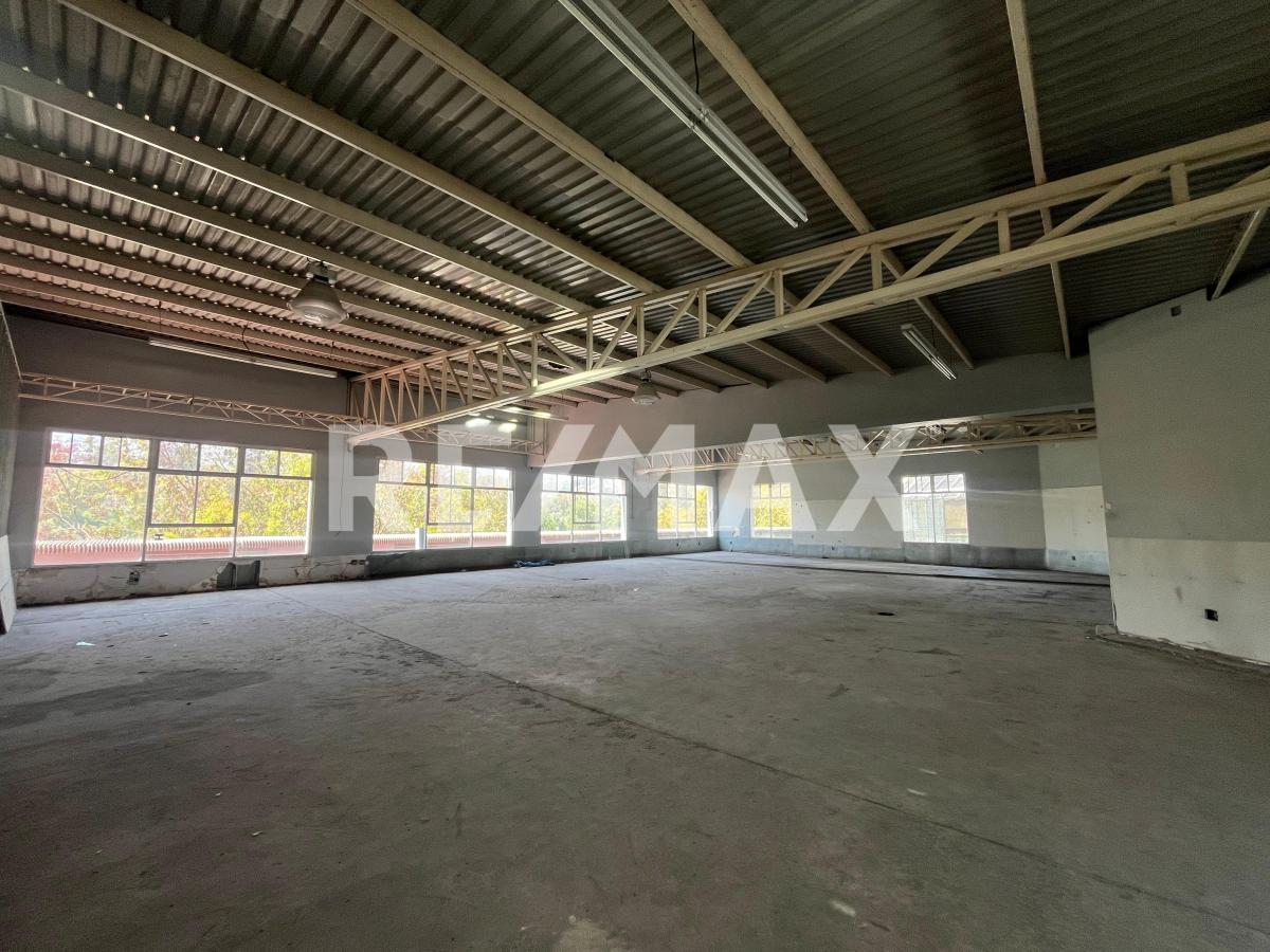 OFICINA EN RENTA DE 366.3 M2, EN LAS TORRES, BLVD. AGUA CALIENTE, TIJUANA.