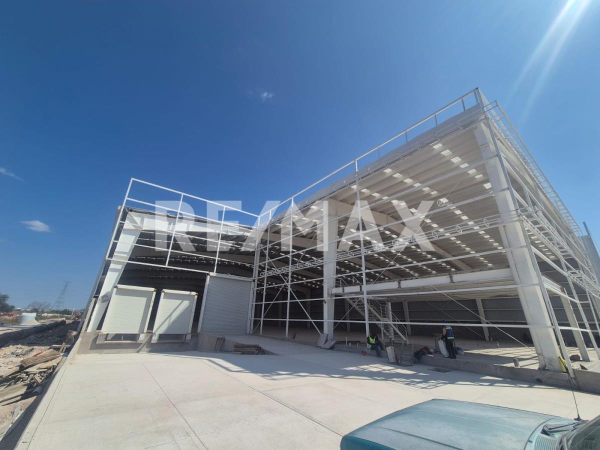 NAVE EN RENTA EN PARQUE INDUSTRIAL PYME - (34)