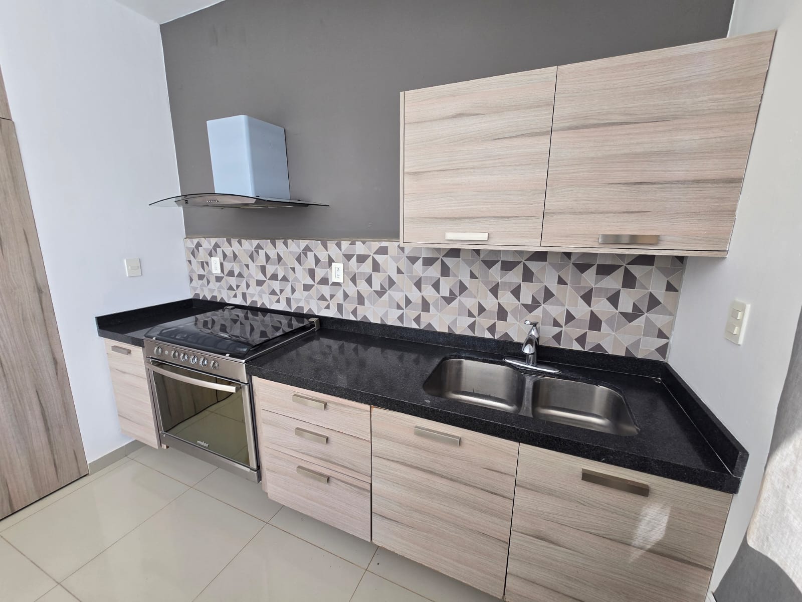 Casa en Venta  en SENDEROS DE MONTE VERDE, Tlajomulco de Zúñiga - foto 4 de 14