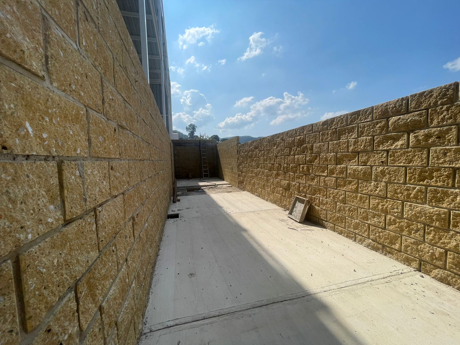 PRE-VENTA DE BODEGA INDUSTRIAL en Las Navajas, Tala - foto 5 de 13