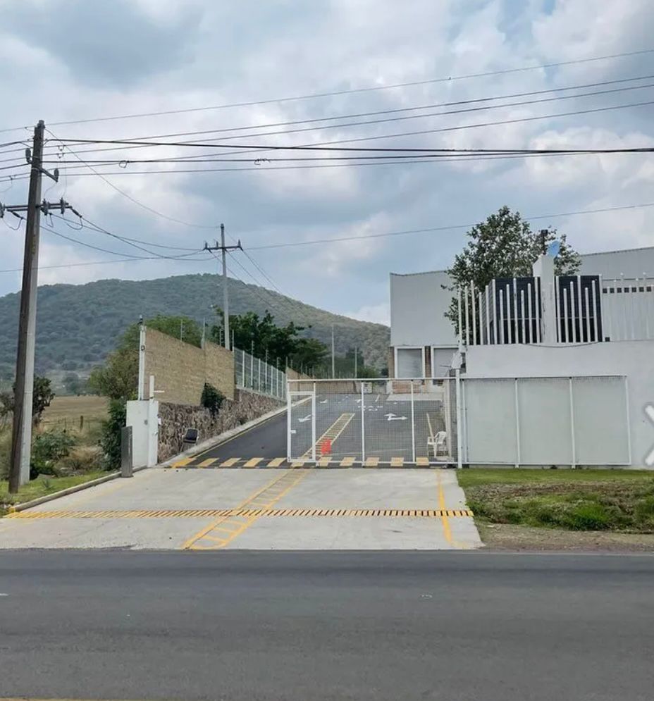 PRE-VENTA DE BODEGA INDUSTRIAL en Las Navajas, Tala - foto 2 de 13
