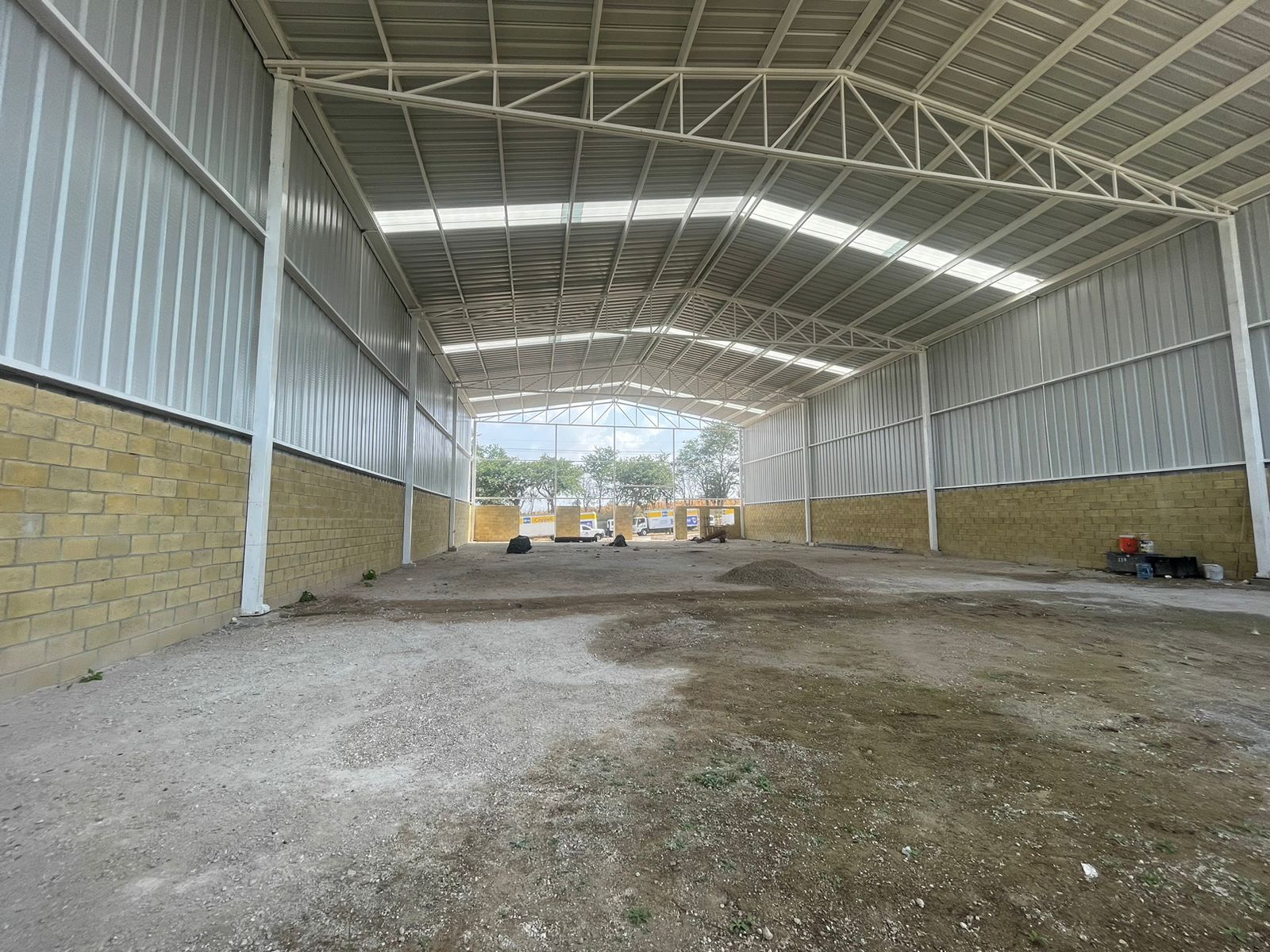 PRE-VENTA DE BODEGA INDUSTRIAL en Las Navajas, Tala - foto 8 de 13