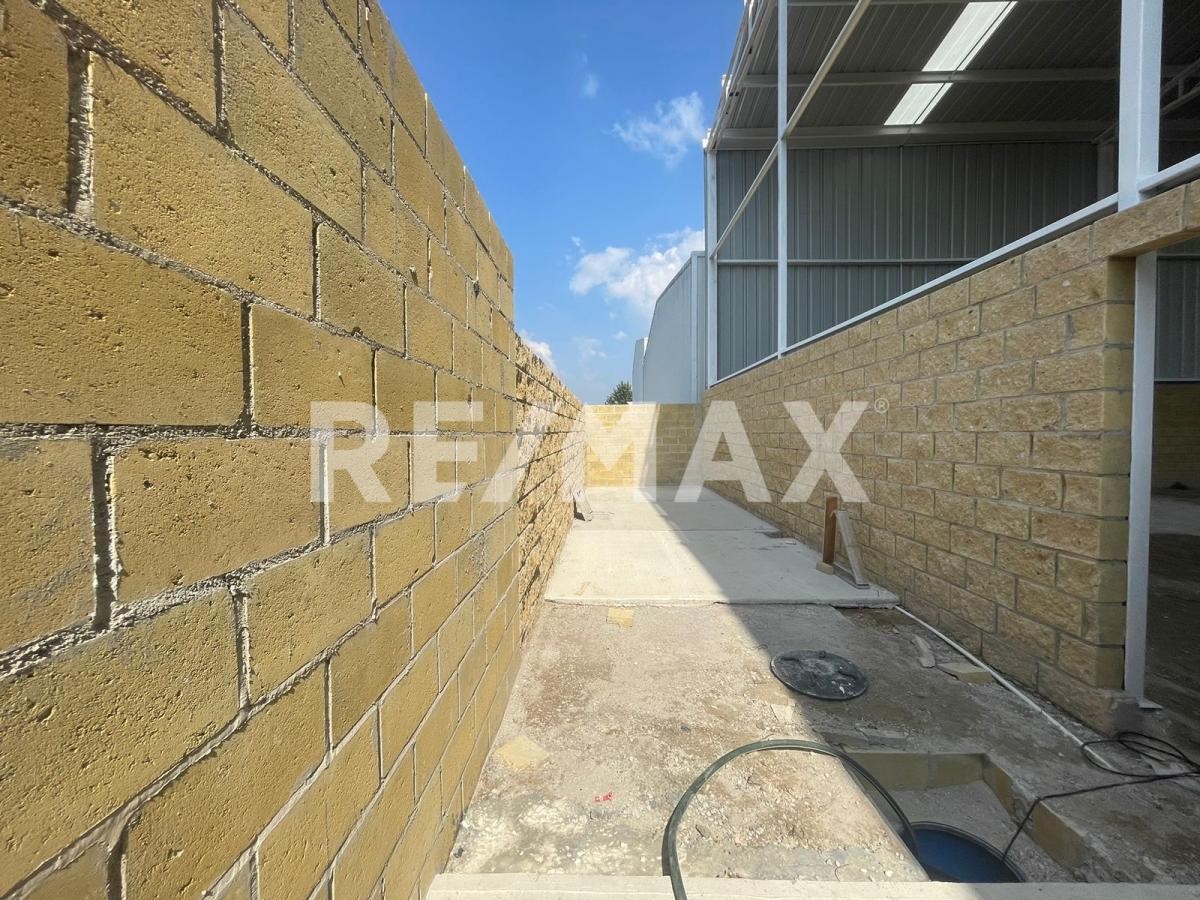 PRE-VENTA DE BODEGA INDUSTRIAL en Las Navajas, Tala - foto 11 de 13