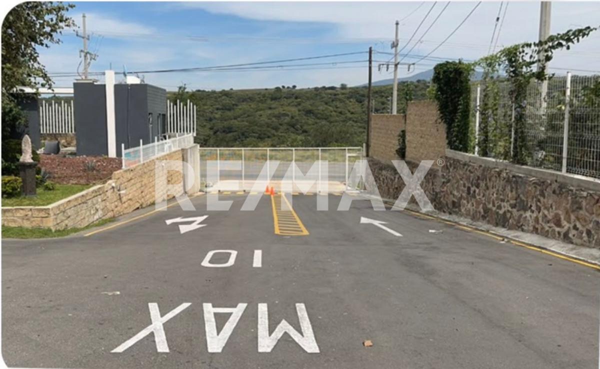 PRE-VENTA DE BODEGA INDUSTRIAL en Las Navajas, Tala - foto 3 de 13