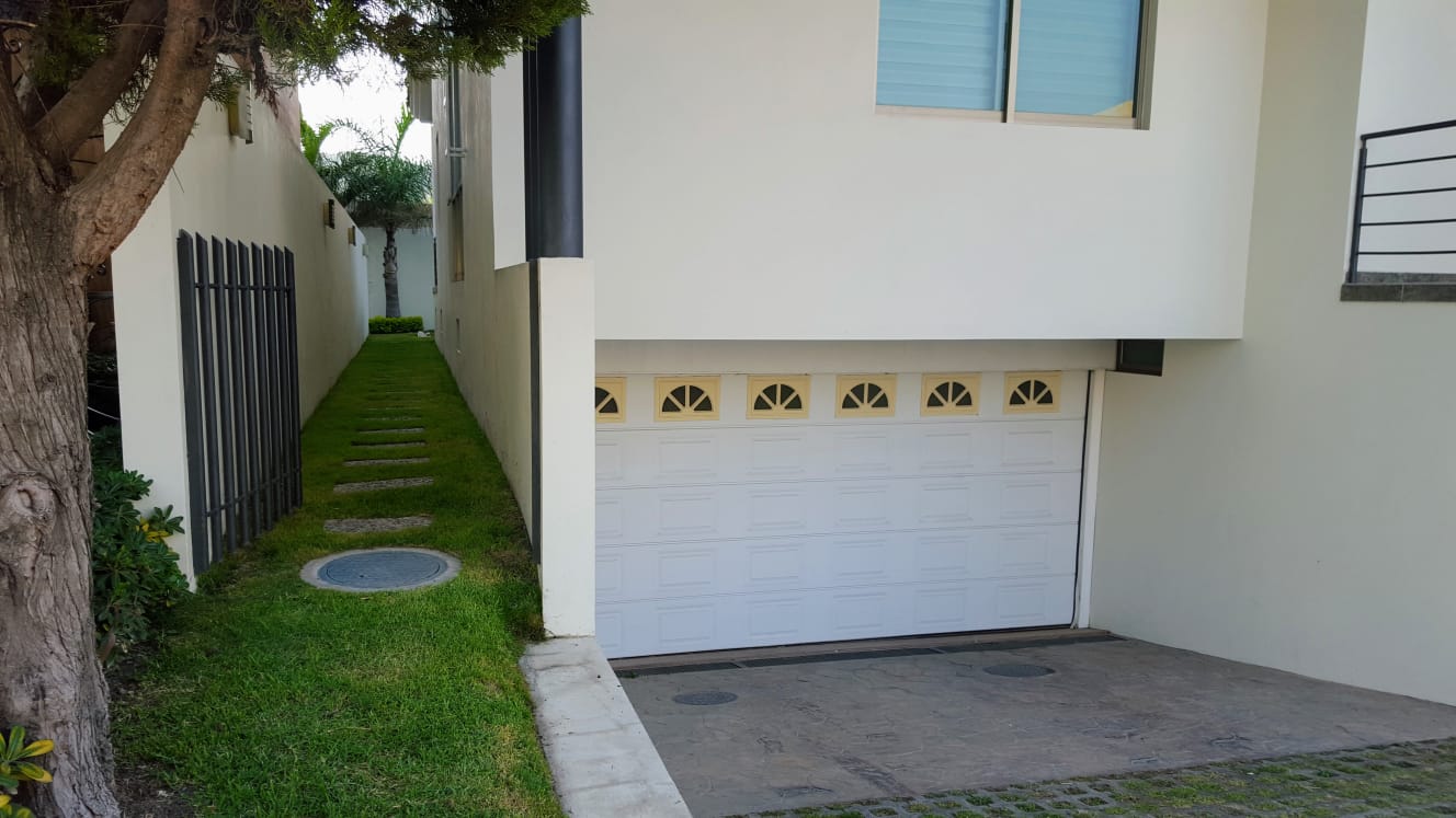 Casa en Venta en SAN AGUSTIN, Tlajomulco de Zúñiga - foto 23 de 39