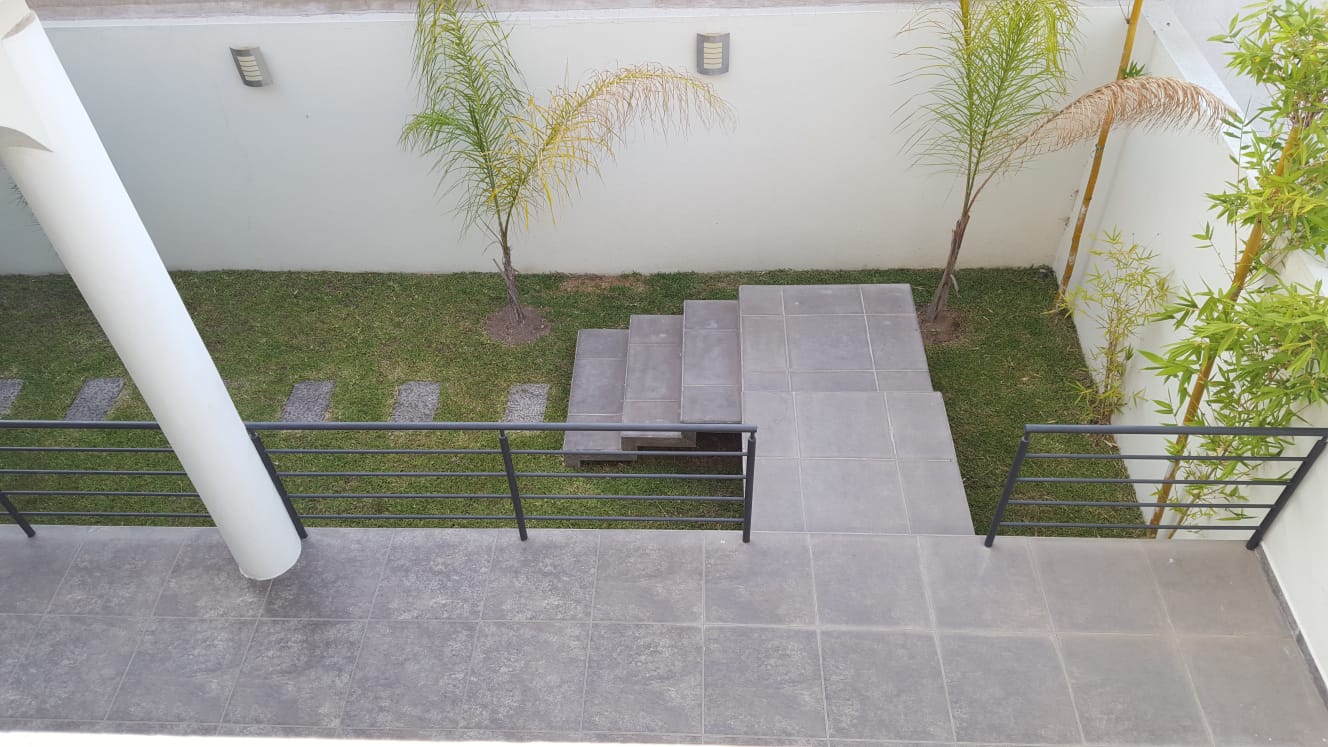 Casa en Venta en SAN AGUSTIN, Tlajomulco de Zúñiga - foto 10 de 39