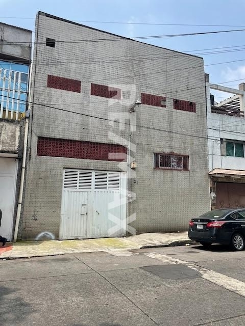 Venta Bodega Comercial en Calzada Vallejo