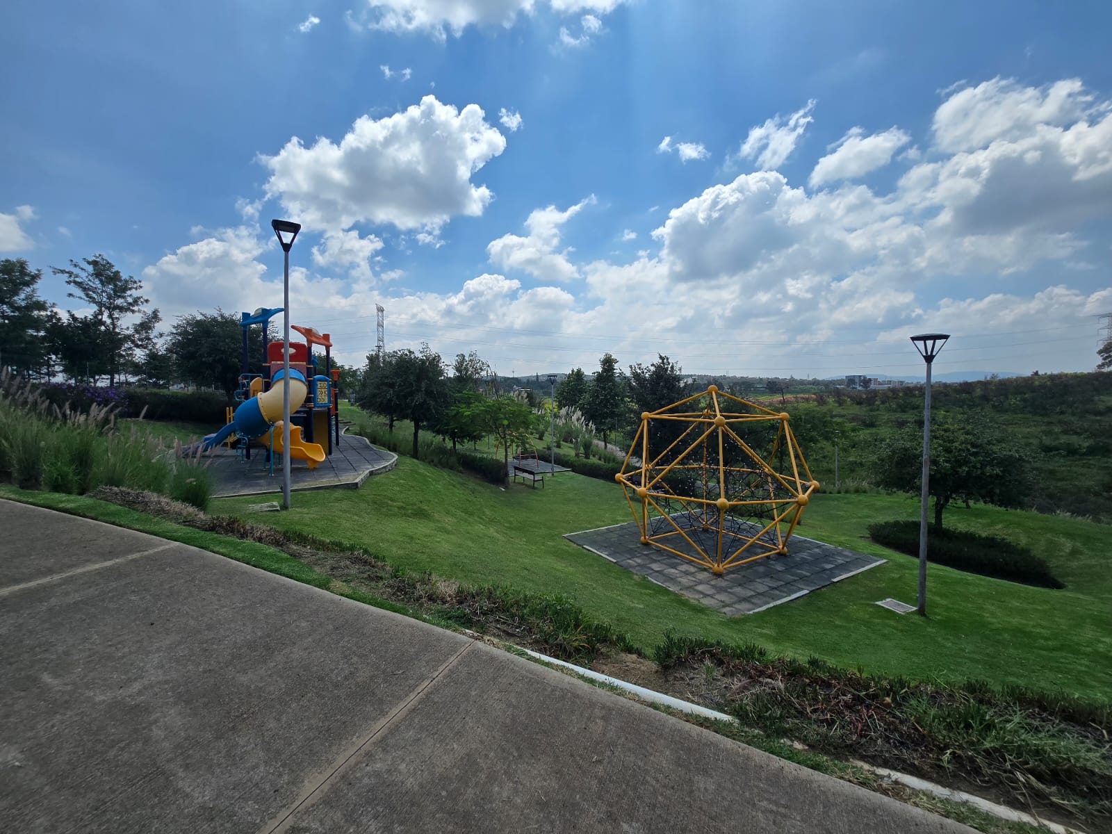 VENTA CASA PONTEVEDRA CAPITAL NORTE 79 en Fraccionamiento Valle Imperial, Zapopan - foto 34 de 46