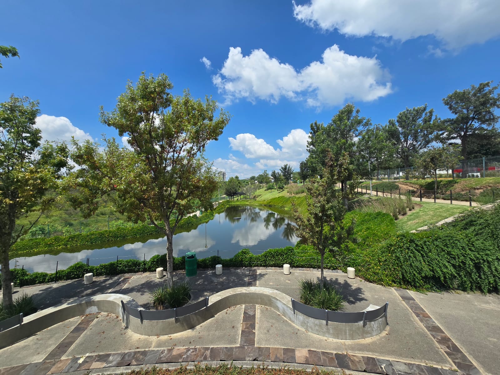 VENTA CASA PONTEVEDRA CAPITAL NORTE 79 en Fraccionamiento Valle Imperial, Zapopan - foto 32 de 46