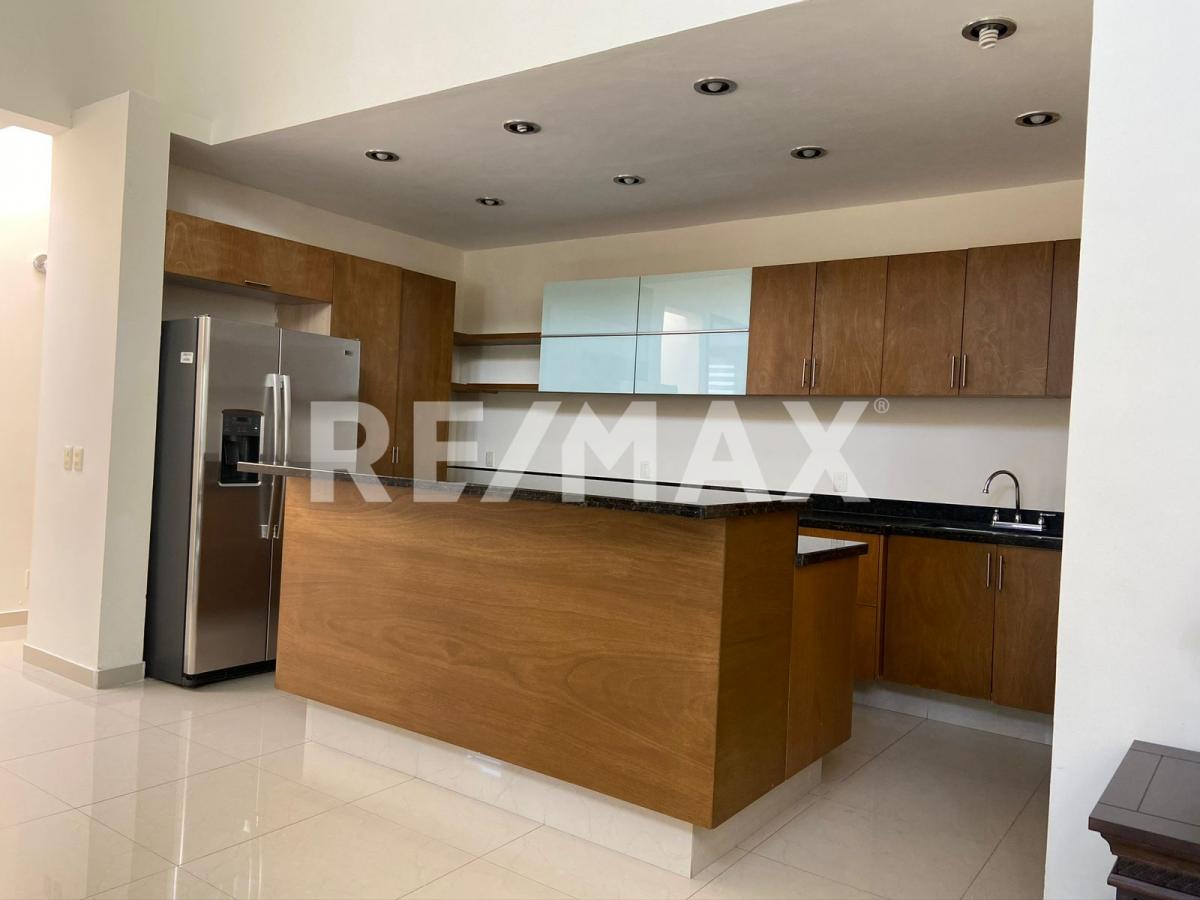 Casa en Venta en Jardin Real