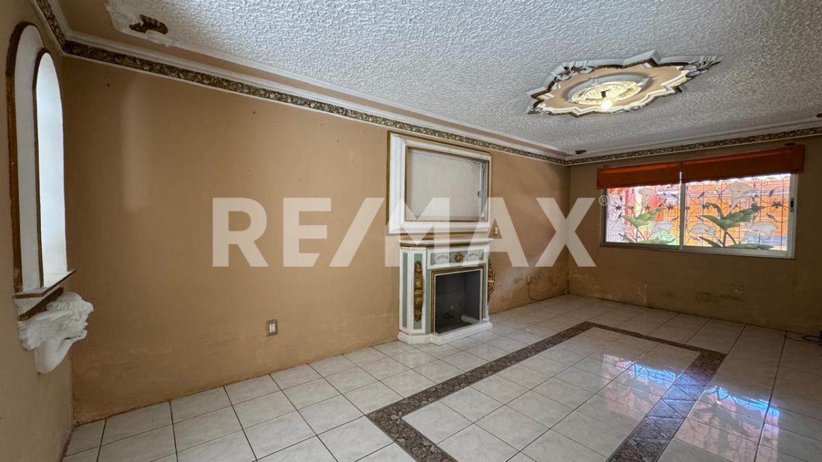 Casa en Venta en Lomas Universidad